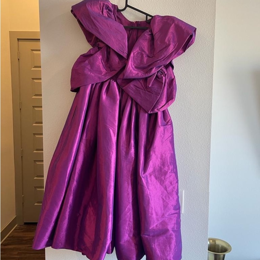 Beautiful dress from @fashionfivar